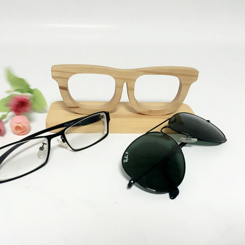 匠心木质 实木眼镜框的道具美学与陈列艺术
